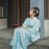 Kimono Japonés Mujer - Maru Modelo