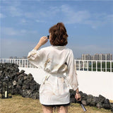 Chaqueta Kimono con Estampado de Grulla Elegante para Mujer Blanco Modelo