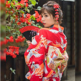 Kimono Japonés De Mujer - Rojo Tsuru Perfil
