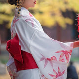 Kimono Japonés Mujer - Otoño Perfil