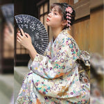 Kimono Japonés Tradicional Para Mujer Perfil